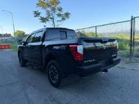 2018 Nissan TITAN PRO-4X Crew Cab Staten Island NY - Image 7