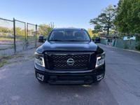 2018 Nissan TITAN PRO-4X Crew Cab Staten Island NY - Image 10
