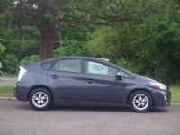 2010 Toyota Prius IV 4dr Hatchback East Brunswick, NJ - Image 6