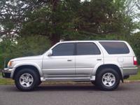 2001 Toyota 4 Runner SR5 2WD 4dr SUV East Brunswick, NJ - Image 3