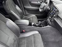 LIKE NEW! 2021 VOLVO XC40 R-Design 69k miles MINT! - Image 10