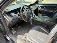 2011 Ford Taurus SEL * Fully loaded * Highway miles - Image 8