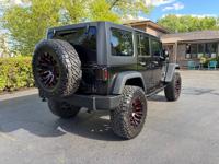 2016 Jeep Wrangler Sport (Excellent Condition/Lifted/Like New) WI/IL Border - Image 9