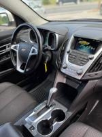 2015 CHEVY EQUINOX - LOW MILES + GOOD CONDITION & 6 CYLINDER!!! Nashville - Image 9