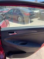 2011 HYUNDAI SONATA - SUPER LOW MILES & FANTASTIC CONDITION!! Nashville - Image 8