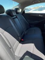 2011 HYUNDAI SONATA - SUPER LOW MILES & FANTASTIC CONDITION!! Nashville - Image 9