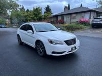 2012 Chrysler 200 white PORTLAND - Image 2