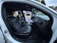 2012 Chrysler 200 white PORTLAND - Image 10