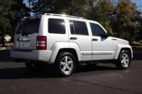 2008 Jeep Liberty Limited SUV Victory Motors of Colorado - Image 6