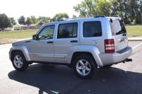 2008 Jeep Liberty Limited SUV Victory Motors of Colorado - Image 9