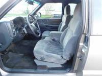 2002 Chevrolet S10 Extended Cab 4x4 4WD Chevy LS Pickup Truck Bickmore Auto Sales - Image 7