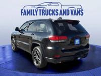 2017 Jeep Grand Cherokee Trailhawk 4x4 _Jeep_ _Grand Cherokee_ _SUV_ - Image 4