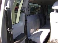 2016 Ford F250 Utility Service Work Truck Ladder Rack Ex-City Loaded 43,000 MILE ONLY 43,000 ORIGINAL LOW MILES! WOW LOW LOW MILES! - Image 8