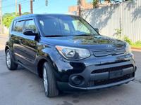 2017 Kia Soul Clean Title 27 Records Brooklyn - Image 4