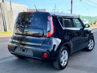 2017 Kia Soul Clean Title 27 Records Brooklyn - Image 6