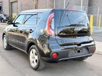 2017 Kia Soul Clean Title 27 Records Brooklyn - Image 7