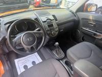 2011 Kia Soul * Gas saver * Highway miles * Runs good - Image 7