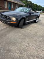2008 Ford Mustang Griffin - Image 2