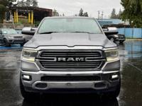2019 RAM 1500 LARAMIE // LOADED & LIFTED 5.7 V8 / 4X4 Clean Title // Vancouver Auto Center - Image 3