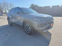 2022 Jeep Compass Limited Larchmont, NY - Image 3