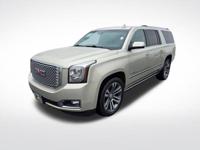 2017 GMC Yukon XL 4x4 4WD Denali SUV Ron Tonkin Chevrolet - Image 3
