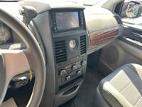 2008 CHRYSLER TOWN AND COUNTRY EVERETT - Image 8