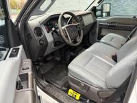 2016 FORD F-550 SUPER DUTY XLT 4X4 12FT.CHIPPER DUMP TRUCK***SALE*** PORTLAND OREGON - Image 10