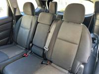 2019 NISSAN PATHFINDER - SV TRIM PACKAGE, TAKE A LOOK! San Diego - Image 9