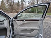 2011 BUICK LUCERNE ZION ILLINOIS - Image 8