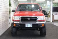 2000 TOYOTA TACOMA 4X4 5-SPEED 1-OWNER 47K 0-RUST 1999 2001 2002 2003 Jordan Motorsports - Image 9