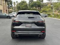 2023 Porsche Cayenne Platinum Edition San Diego - Image 5