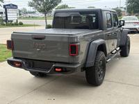 2021 Jeep Gladiator Mojave 4x4 - Image 8
