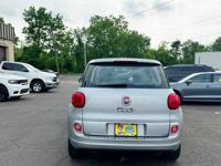 2015 FIAT 500L MANUAL LOW MILES RUNS GREAT WE FINANCE GREAT ON GAS FEASTERVILLE - Image 6