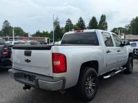 2012 CHEVROLET SILVERADO // CREW CAB // V8 // RUNNING BOARDS//WE SHIP FEASTERVILLE - Image 7