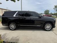 2022 Cadillac Escalade ESV 4WD 4dr Premium Luxury - Image 9