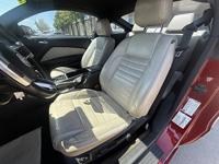 2014 Ford Mustang 2dr Cpe V6 Premium - Image 10