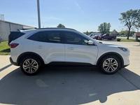 2020 Ford Escape SEL FWD - Image 9