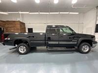 2004 Chevrolet Chevy Silverado 2500 LT 4X4 6.0L V8 / Leather Heatd Seats / 1-OWN + MM Investment Cars-Gladstone / WE SHIP NATIONWIDE - Image 5