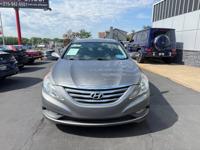 2014 HYUNDAI SONATA SE 4 DR/ LOADED MODEL / WE FINANCE ***GAS SAVER*** FEASTERVILLE - Image 3