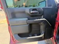 2019 Chevrolet Silverado 1500 Custom Trail Boss In House + Credit Union Financing Available! 480 707 7984 - Image 10