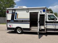 1986 Ford Ambulance (48,000 Miles/1 Owner/Excellent Condition) WI/IL Border - Image 5