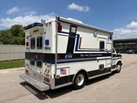 1986 Ford Ambulance (48,000 Miles/1 Owner/Excellent Condition) WI/IL Border - Image 10