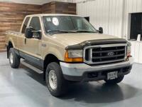 2000 Ford F-250 F250 F 250 Lariat 4X4 7.3L DIESEL /Short Bed / 65,000 MILES + MM Investment Cars-Gladstone / WE SHIP NATIONWIDE - Image 3