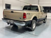 2000 Ford F-250 F250 F 250 Lariat 4X4 7.3L DIESEL /Short Bed / 65,000 MILES + MM Investment Cars-Gladstone / WE SHIP NATIONWIDE - Image 9