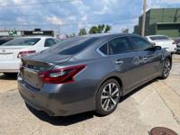 2017 NISSAN ALTIMA - GOOD CONDITION & MILEAGE!!! Nashville - Image 5