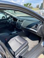 2017 NISSAN ALTIMA - GOOD CONDITION & MILEAGE!!! Nashville - Image 8