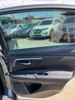 2017 NISSAN ALTIMA - GOOD CONDITION & MILEAGE!!! Nashville - Image 10