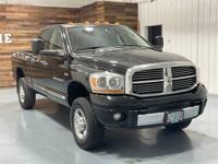 2006 Dodge Ram 2500 Laramie 4X4 5.7L V8 /1-OWNER / 65K MILES 2500 + MM Investment Cars-Gladstone / WE SHIP NATIONWIDE - Image 3