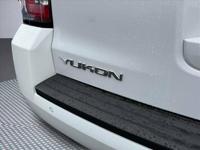 2019 GMC Yukon 4x4 4WD SLT SUV Est. payment OAC† - Image 8