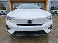 2023 Volvo C40 Recharge Twin Plus Lynnwood, WA - Image 3